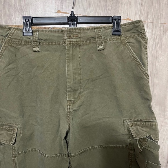 Wonderwall Broken In Cargo Shorts Army Green Mens Size 36 - Picture 6 of 14